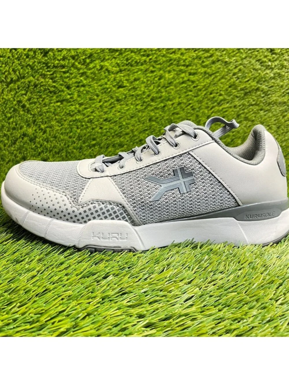 Kuru Quantum 2.0 Mens Size 11.5 Gray White Athletic Trail Running Shoes Sneakers